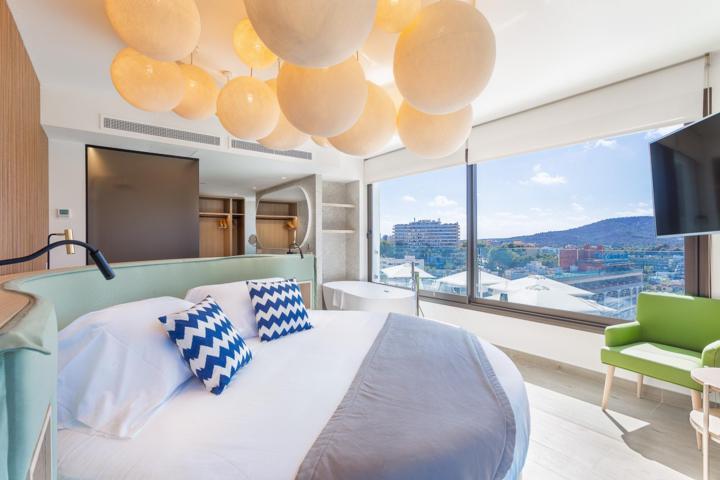 Master Suite - 2 Adultos